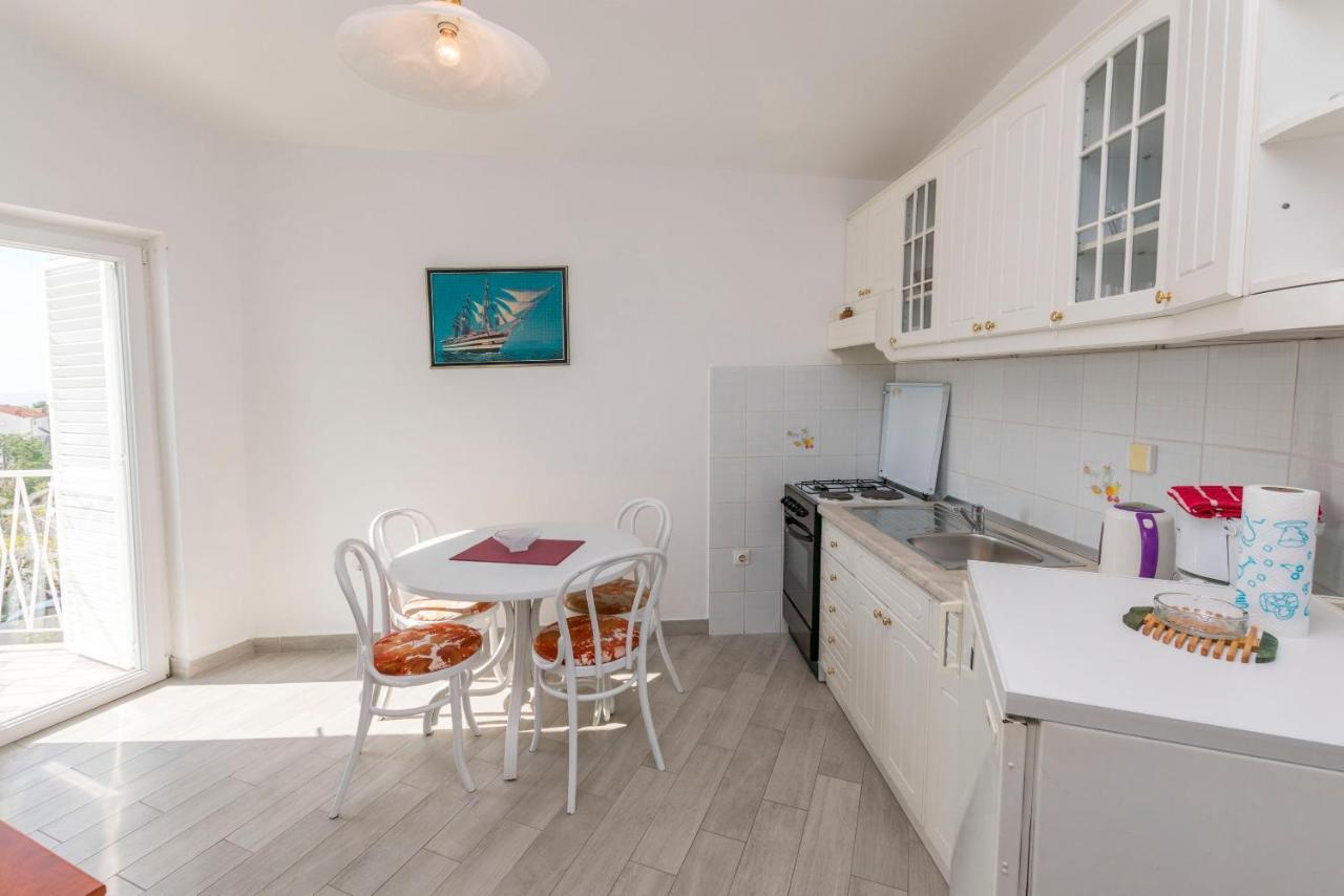Apartment Nensi Primosten Luaran gambar