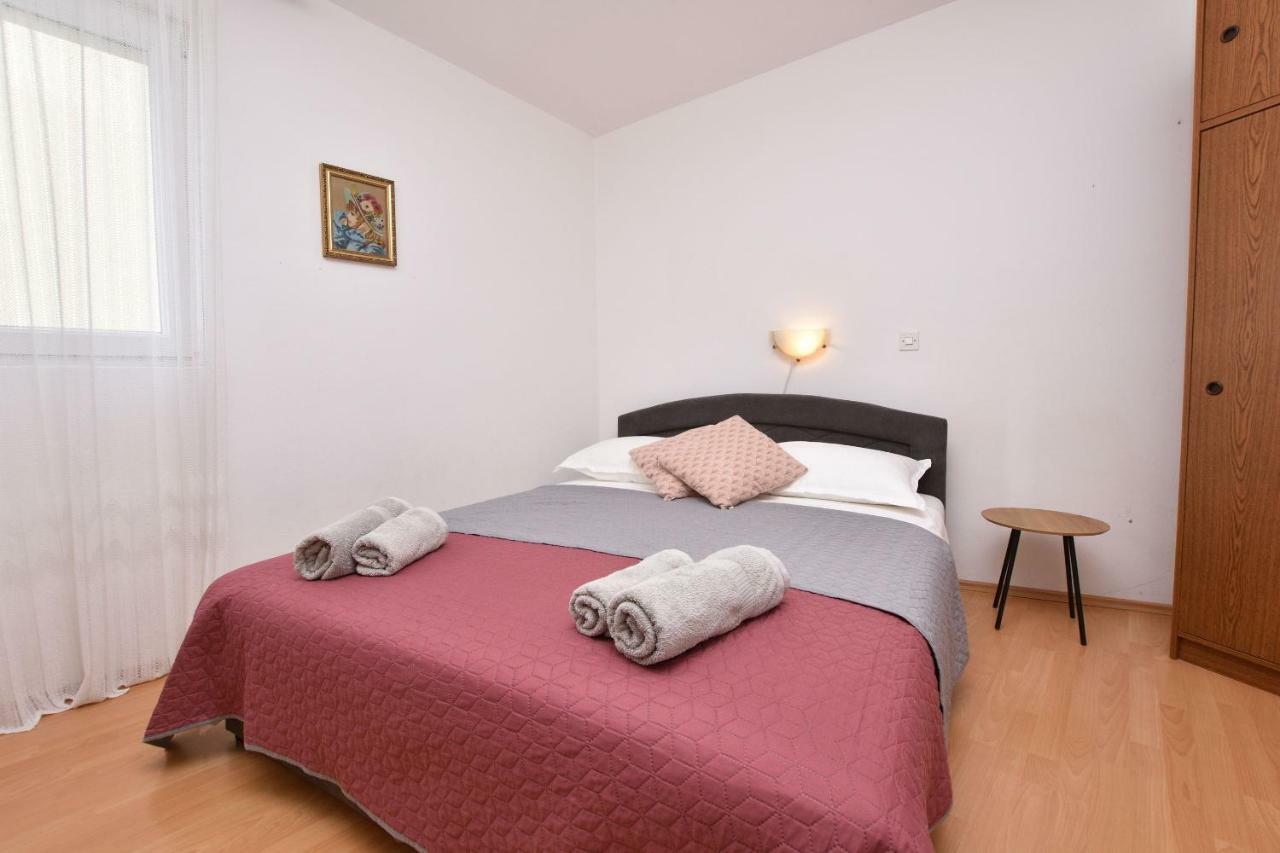Apartment Nensi Primosten Luaran gambar